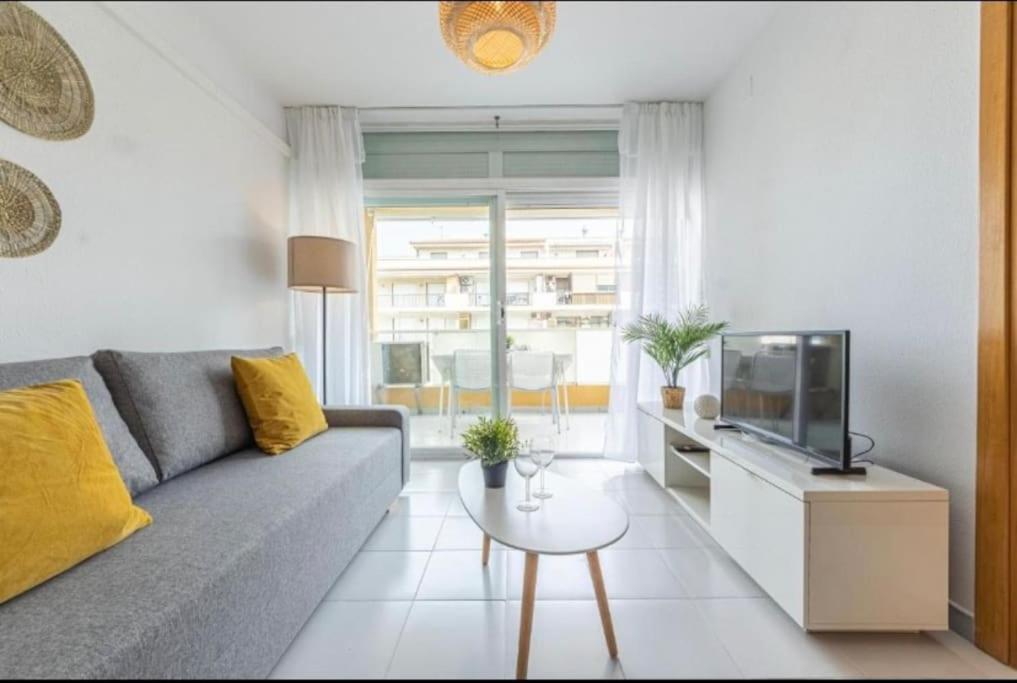 Aquario Rr18 Apartment La Pineda Exterior photo